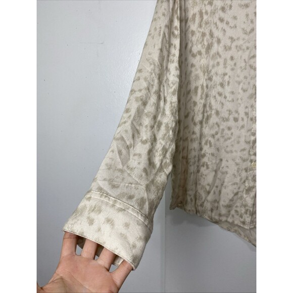 Rails Womens Button Down Shirt Size M Hunter Ivory Ikat Tan Long Sleeve Soft - Picture 5 of 13